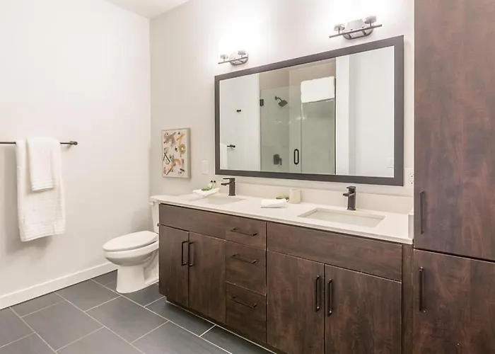 Landing - Modern With Amazing Amenities Apartment Tempe